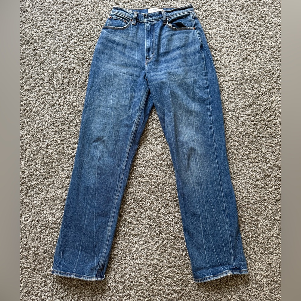 Abercrombie & Fitch ultra high rise Straight Blue Jeans. Curve love